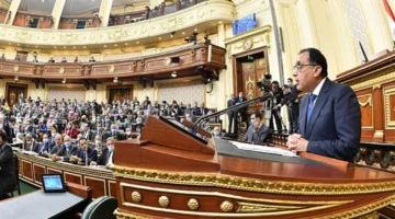 تحسين أجور العاملين بالدولة عبر زيادة الحافز الإضافي 750 جنيهًا بمجلس النواب